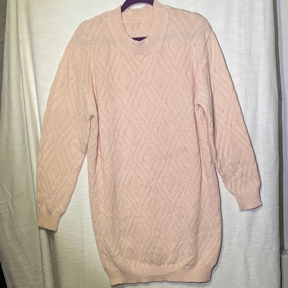 Chic Women's Pink Diamond Knit Turtleneck Sweater